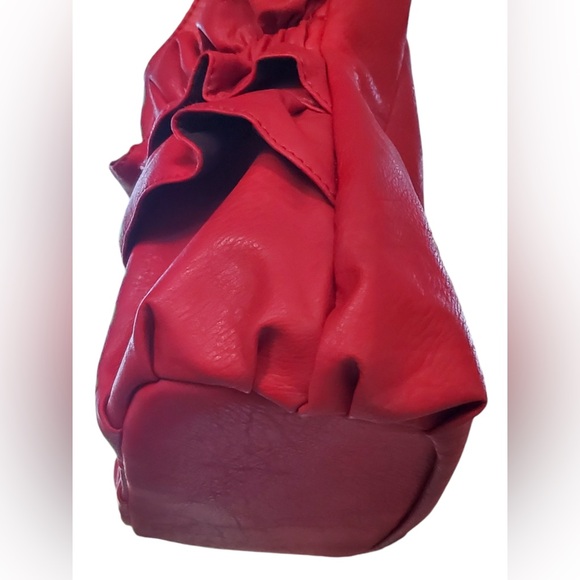 Nwot Red Purse w/ Ruffle detail - Picture 10 of 15